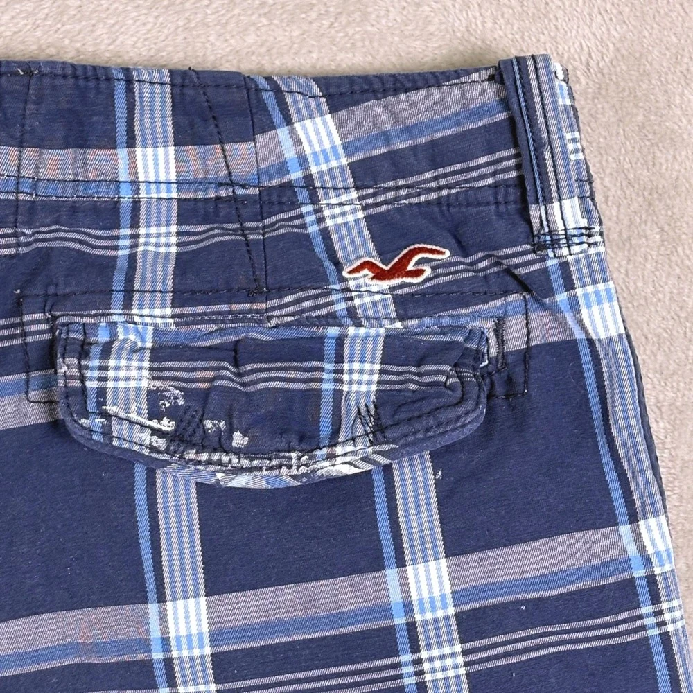 Hollister California Men's Plaid Shorts 33‎ W36 Blue Button Fly Paint Splatter